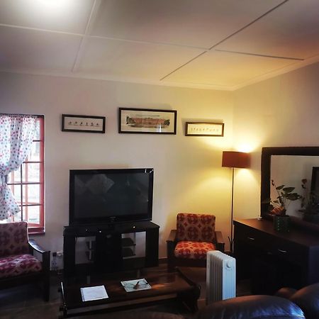 Thatchings Bed And Breakfast Nottingham Road Εξωτερικό φωτογραφία